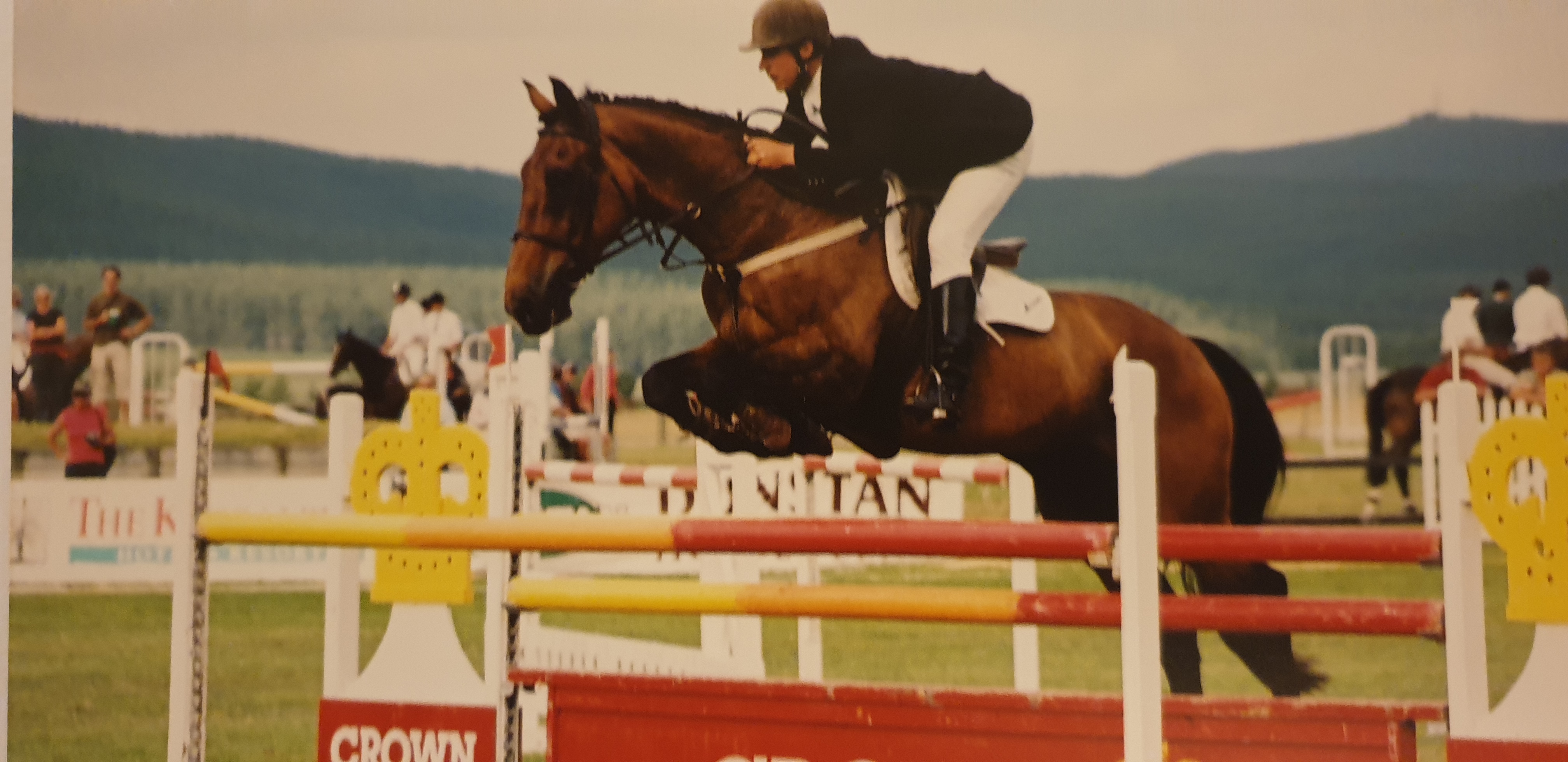 Melanion jumping in the World Cup Qualifier 2003 in Taupo New Zealand